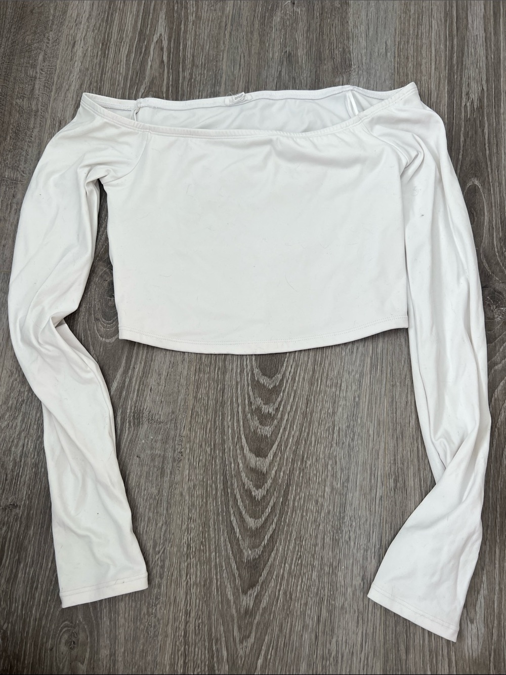 Garage White Off-Shoulder Long Sleeve Crop Top